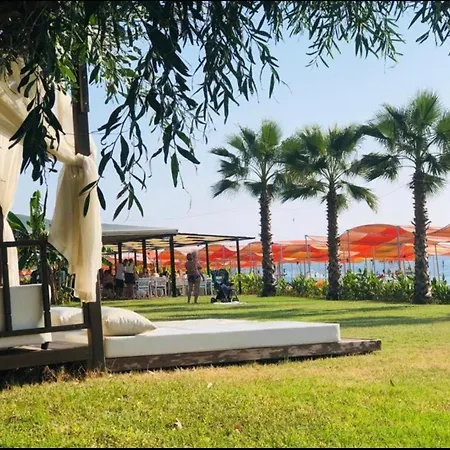 In Goldcity In The Main Building With Amazing View Kargicak Mahmutlar With Private *