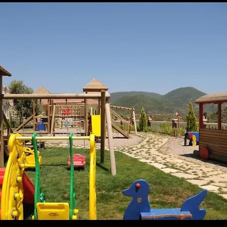 In Goldcity In The Main Building With Amazing View Kargicak Mahmutlar With Private * Alanya